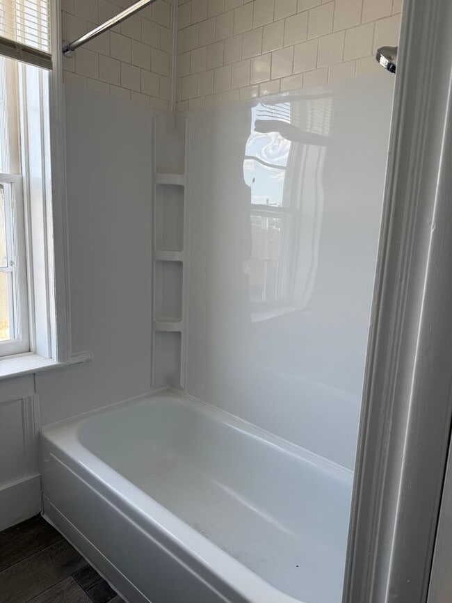 Foto del edificio - 202 S Madison St