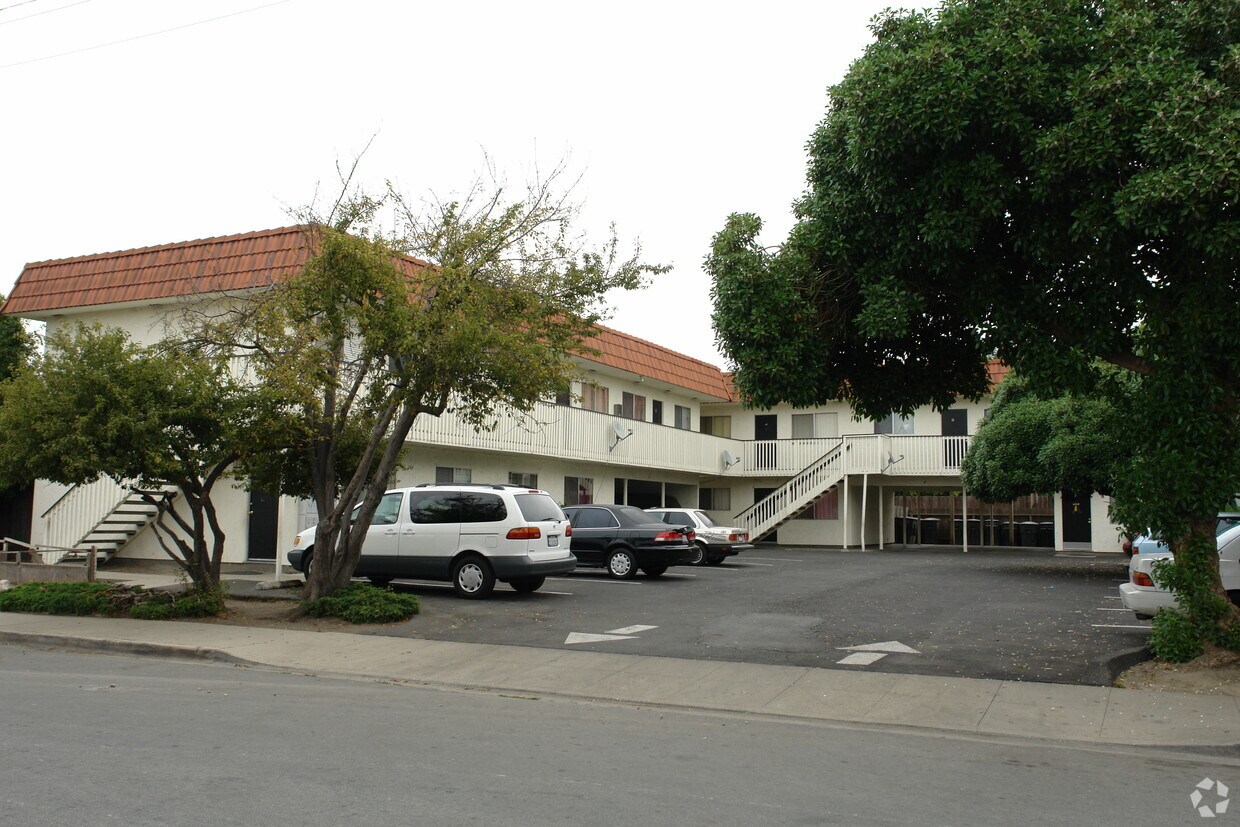 Primary Photo - 219 Soledad Street - Salinas