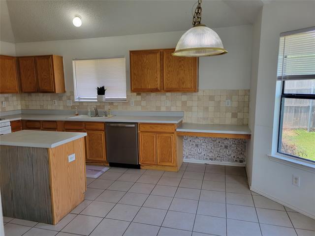 Foto del edificio - 1208 Berkshire Ct