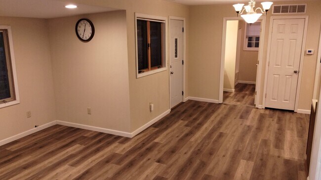 Foto del edificio - 12516 N 1035th St