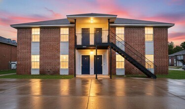 Building Photo - 5705 Greengate Dr