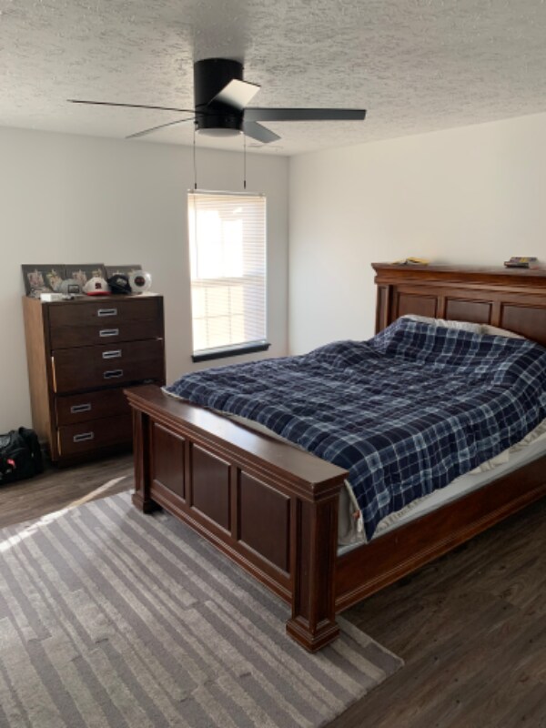 Building Photo - 1429 Softwind Dr