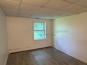 Building Photo - 80 Olive St