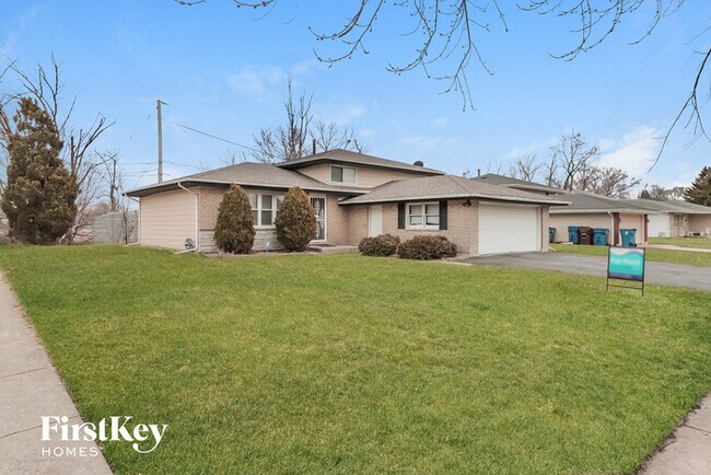 Building Photo - 16801 Louis Ct