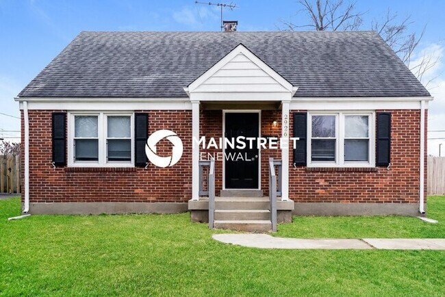 Foto del edificio - 4 Bedroom Pet-Friendly Home in Louisville,...