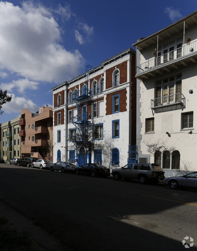 Mariposa Apartments Los Angeles, CA