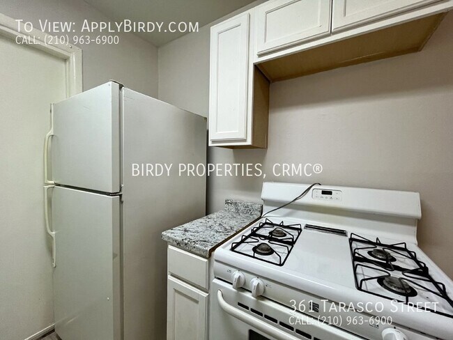 Foto del edificio - Charming 2 Bed Duplex in San Antonio - Per...