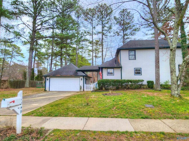 Building Photo - 1849 Shellbrook Dr NW