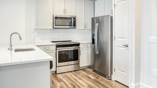 Windsor at Broadway Station - Apartments in Denver, CO | Apartments.com