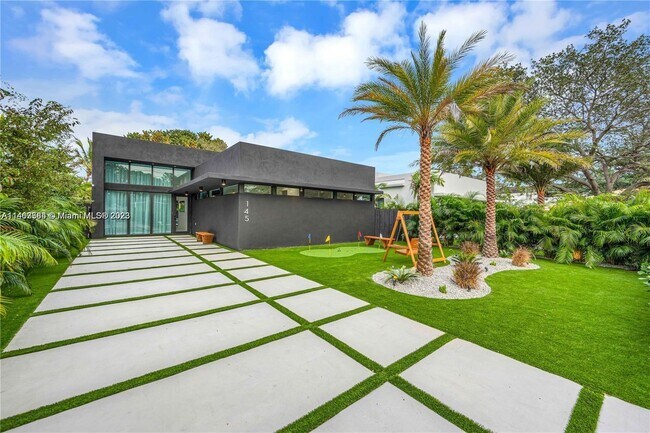 Foto del edificio - 145 NW 51st St