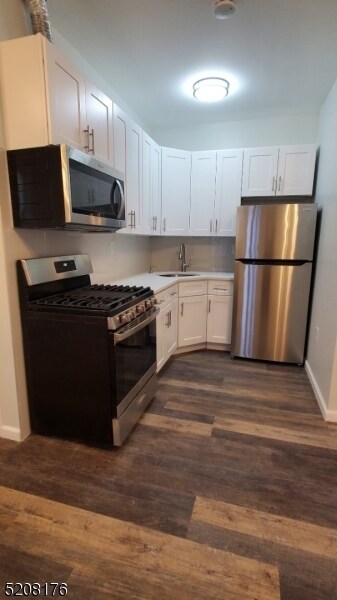 Foto del edificio - 147 Nelson Ave