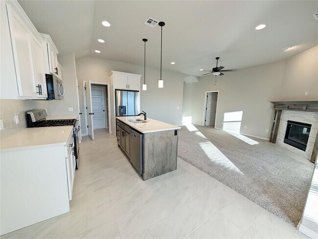 Building Photo - 9128 Anaum Ln