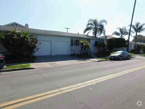 Building Photo - 1318 Palm Ave