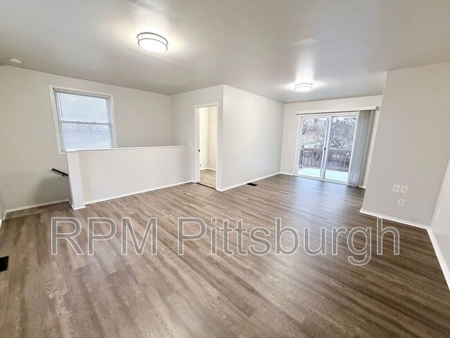 Photo - 2307 Monroeville Rd House