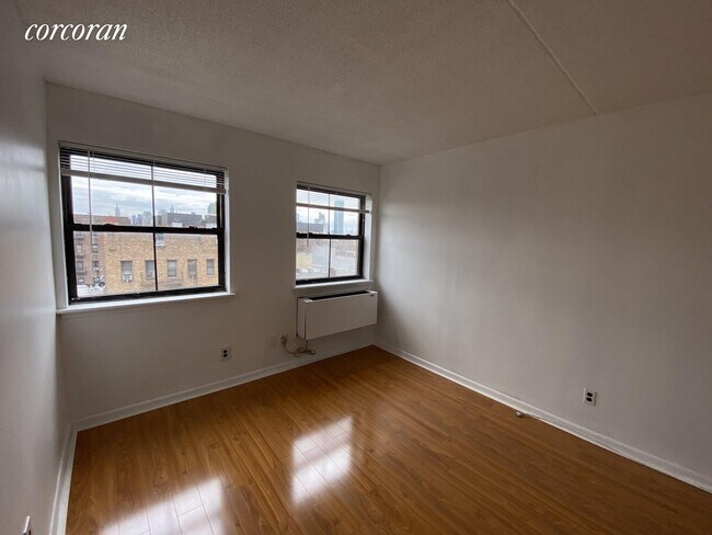 Building Photo - 47-35 41st St