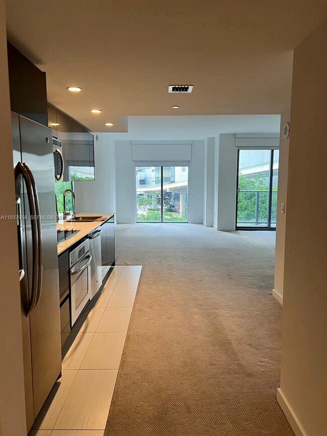 Building Photo - 31 SE 6th St