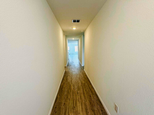 Building Photo - 5828 Crystal Water Wy
