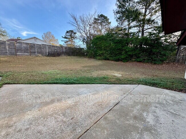 Building Photo - 362 Red Oak Pl