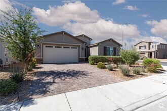 Building Photo - 1639 Dire Wolf Ave