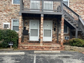 Building Photo - 1416 Moorman Ave NW