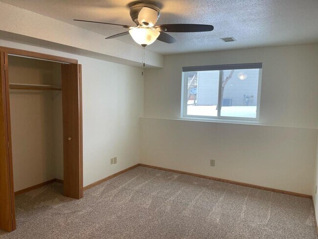 Foto del edificio - 318 Ryan St