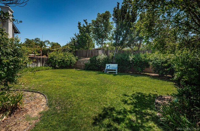 Building Photo - 1314 Oak Village Dr
