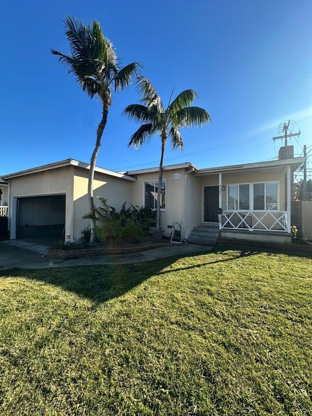 Primary Photo - FOR RENT – Charming 3-Bedroom Home in South Torrance