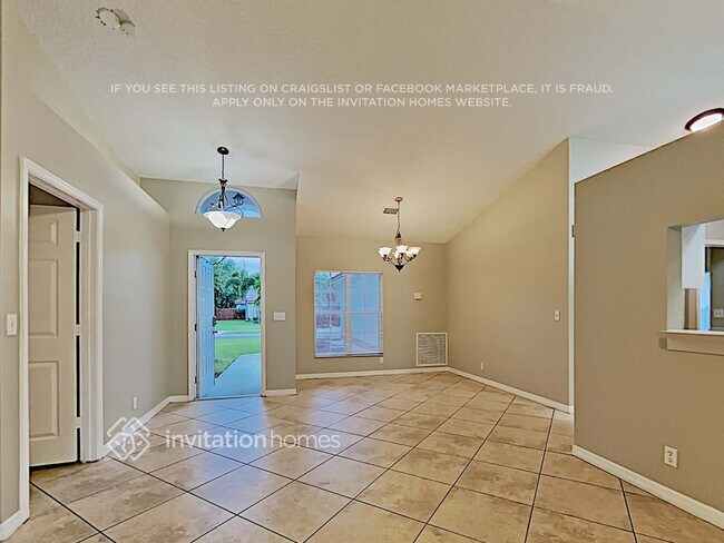 Foto del edificio - 4705 NW 76th St