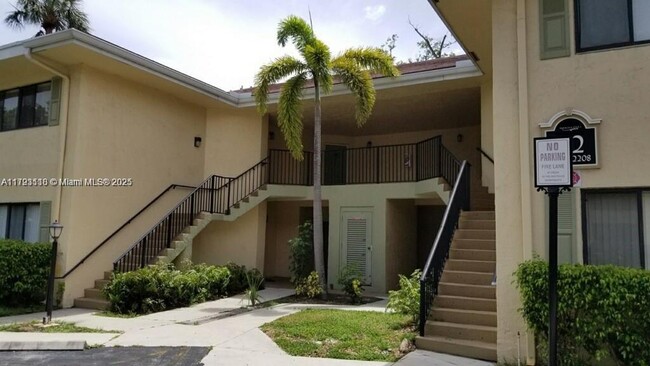 Foto del edificio - 2550 SW 18th Terrace