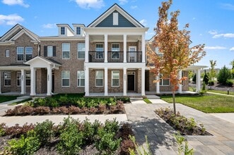Building Photo - 2718 Willowoak Trl