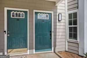 Building Photo - 9432 Cypress Ln