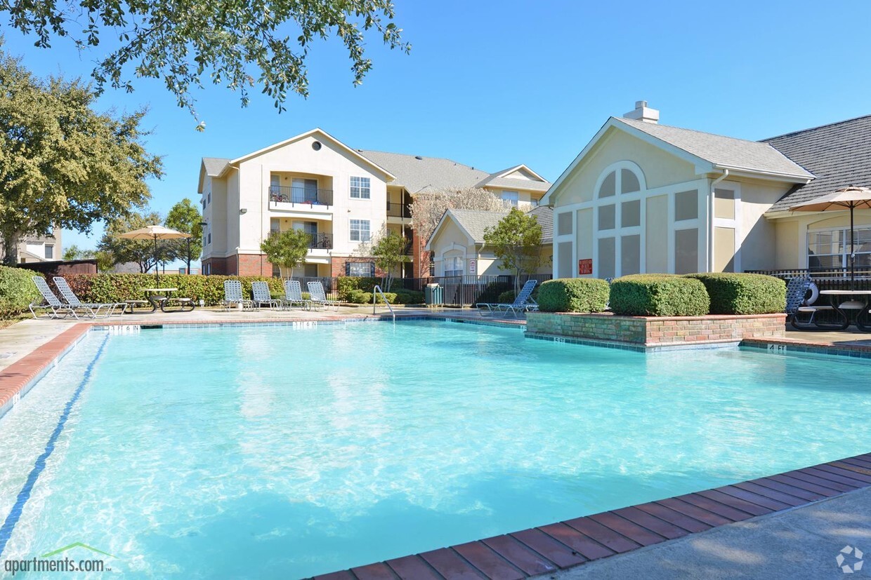 Valley Trails Apartments - Apartments In Irving, Tx 