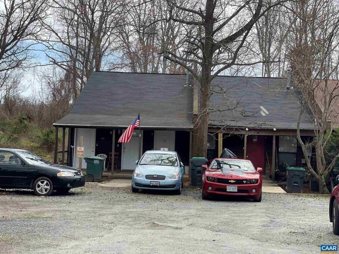 218 Stribling Ave, Charlottesville, VA 22903 Townhome Rentals in