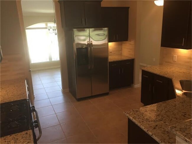 Building Photo - 21359 Hubbard Run Dr