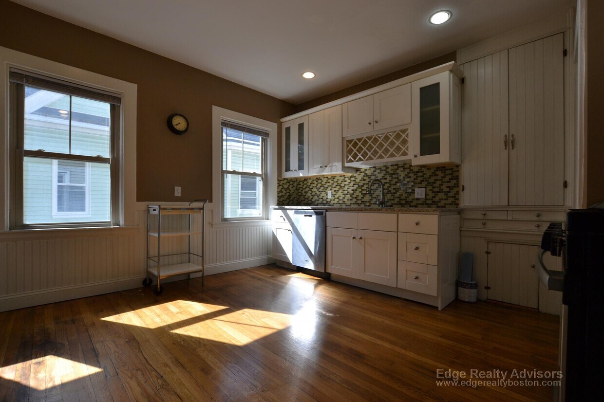 23 Brooksdale Rd Unit 4, Boston, MA 02135 Apartments in Boston, MA