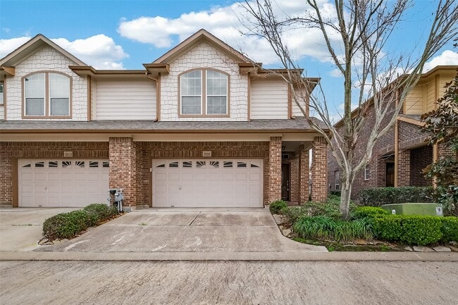 Building Photo - 8908 Clovermist Dr