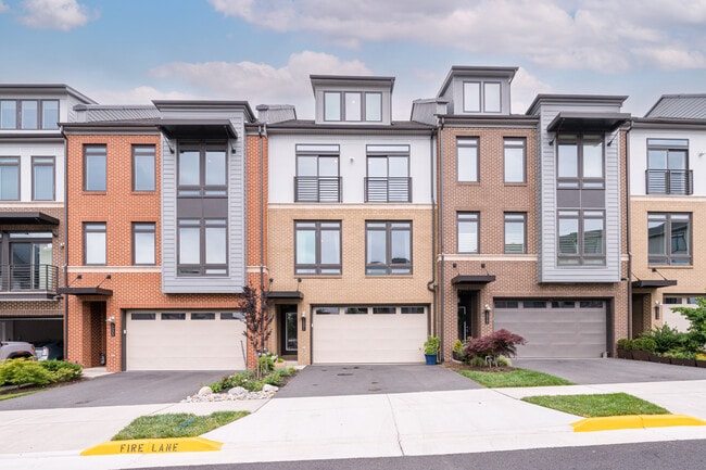 Photo - 1521 Ribbon Limestone Terrace SE Townhome