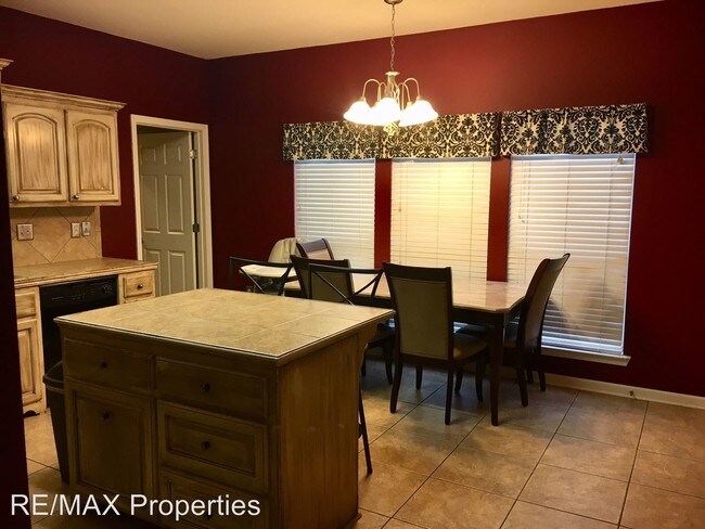 Building Photo - 3 br, 2 bath House - 40417 Cross Creek Ave.