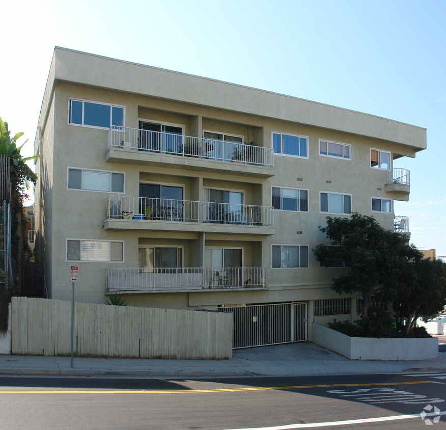 Foto del edificio - The Ocean View Apartments