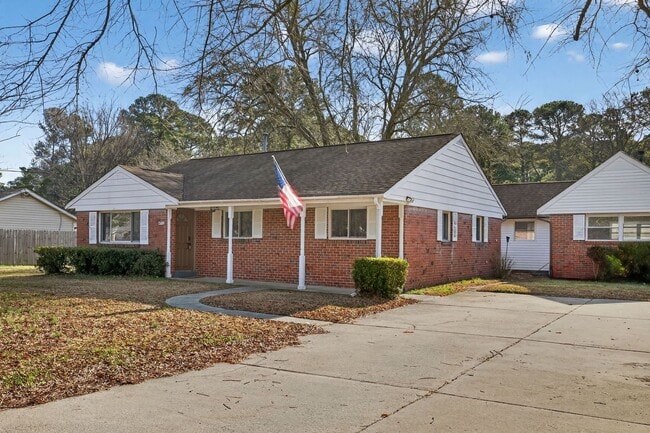 Photo - 4713 Clintwood Dr House