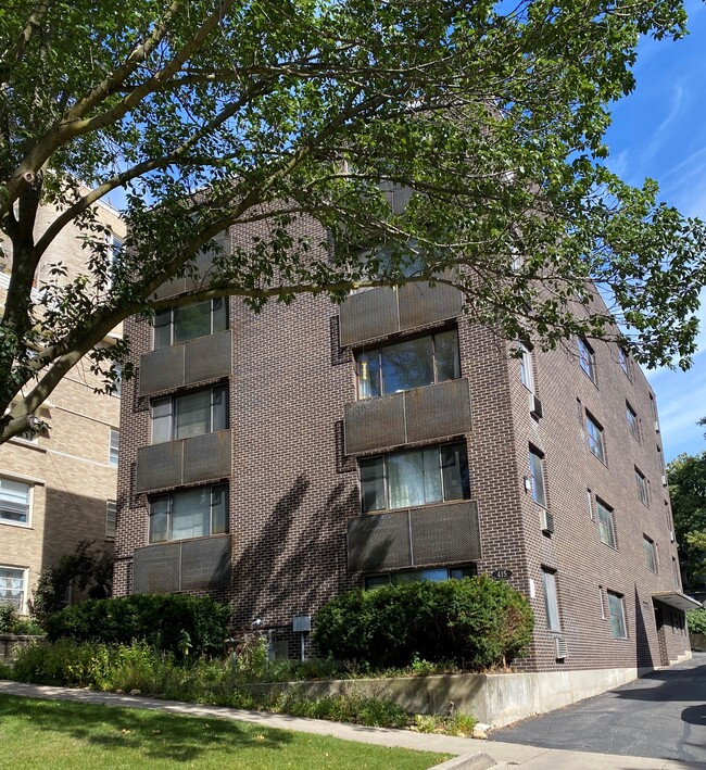 Building Photo - 415 Wisconsin Ave