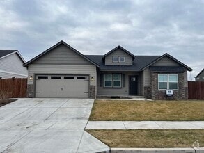 Building Photo - 2482 NW Glen Oak Ave