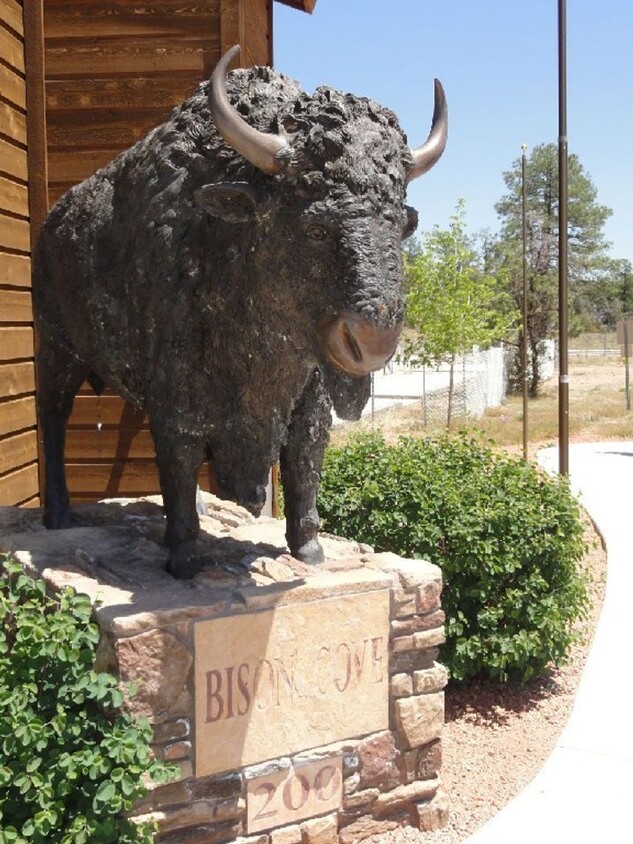 Primary Photo - Desirable Bison Cove - 2 bed / 2 bath - Fu...