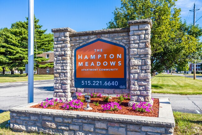 Foto del edificio - The Hampton Meadows