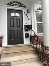 Building Photo - 5932 Walnut St