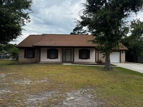 Building Photo - 112 Thornbird Dr