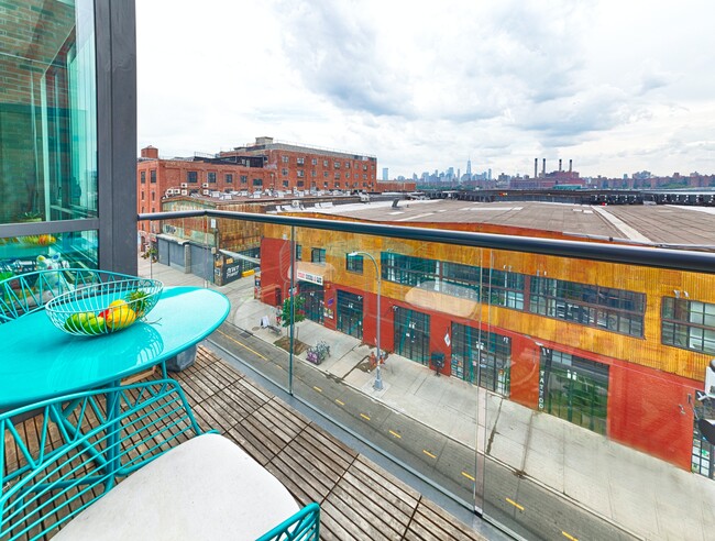 Building Photo - Sunny Two Bedroom with River Views