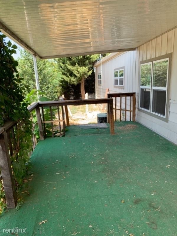 Building Photo - 3 br, 2 bath House - 4 S Rose Circle