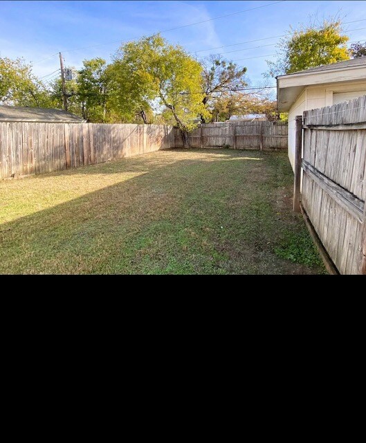 Building Photo - 2515 Normont Cir