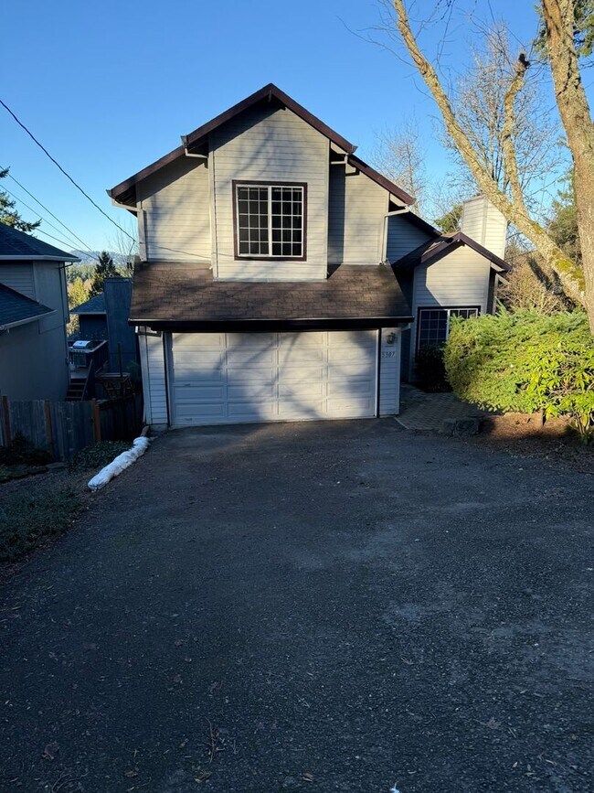 Building Photo - 5307 SW Brugger St